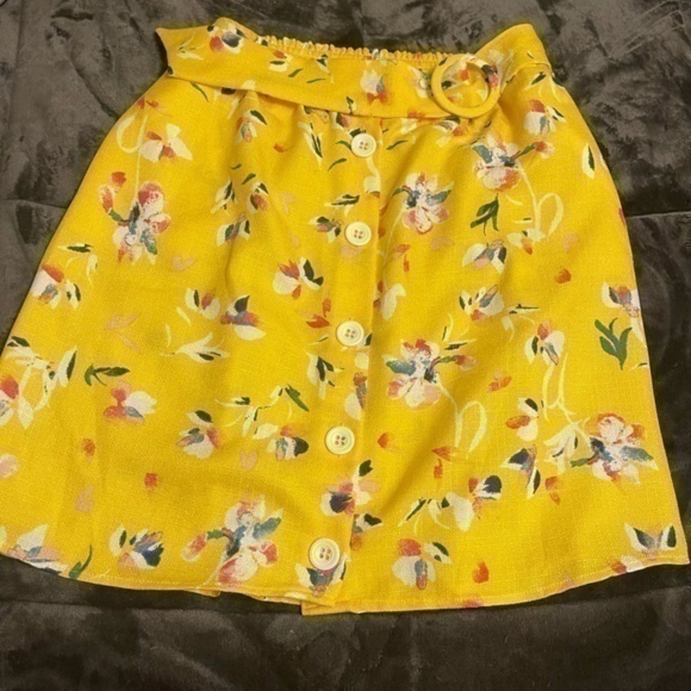 Ophelia NWT Summer skirt Size Medium